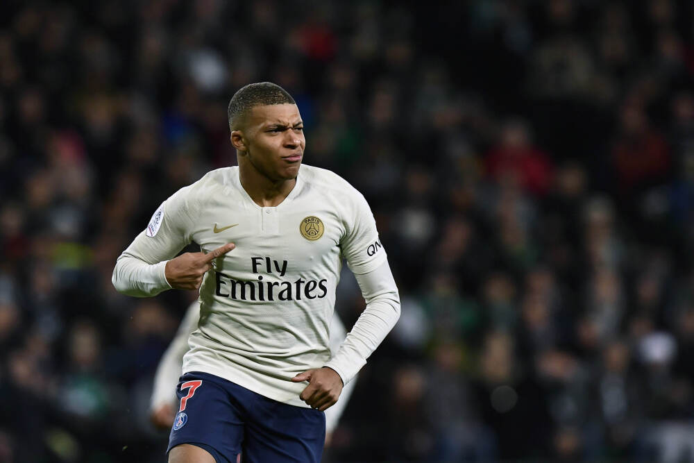 一边看“豫排” 一边赶“大集”（我运动 我快乐·群众体育赛事观察）